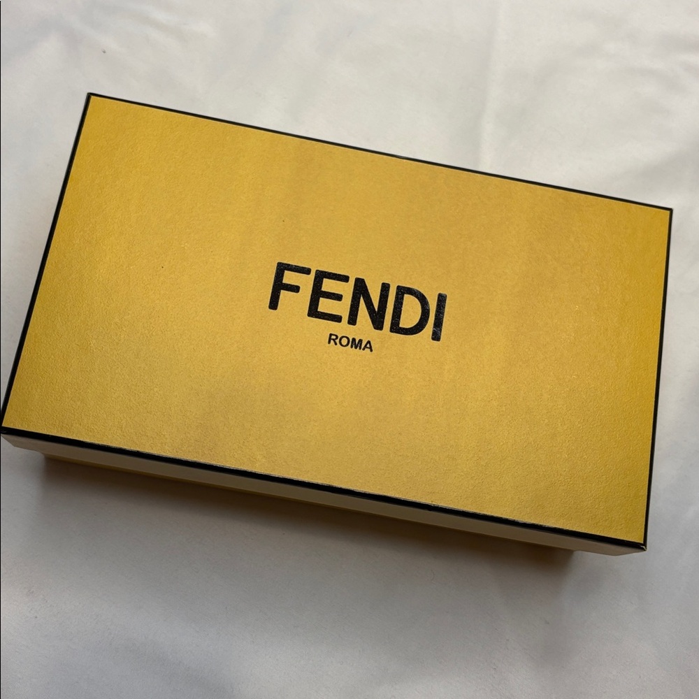 Fendi Baguette Micro Trifold Wallet FF Coral Salmon Pink Nappa Leather - Picture 15 of 15